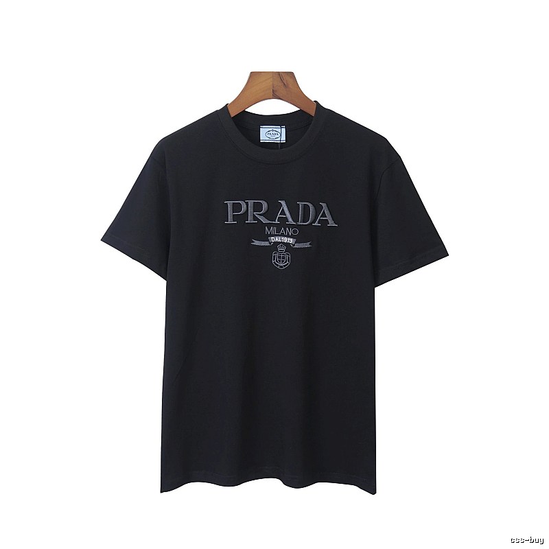 Amiri Streetwear Logo T-shirt Black Small AM with Logo Accent