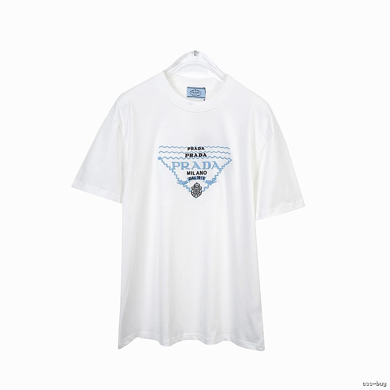 Amiri Weekend Logo T-shirt Black Small AM for Seasonal Looks