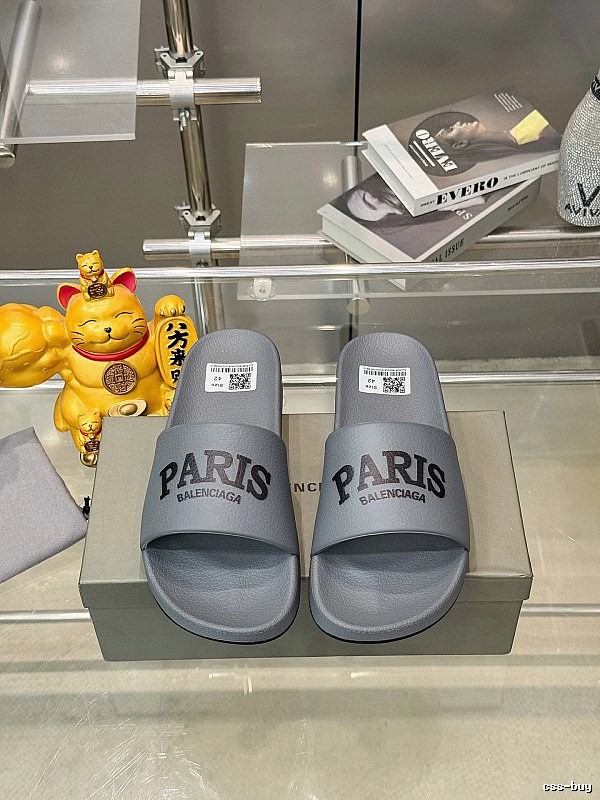 Balenciaga PARIS Trendy Grey Slippers
