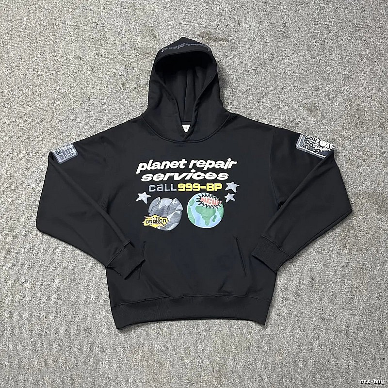 Broken Hearts Style H232 Skull Graphic Hoodie Outdoor Days