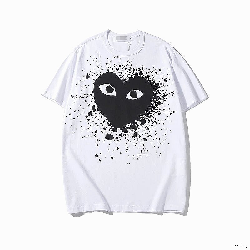 Comme des Garcons PLAY 2023-15 White Black Style 2315 Heart Logo T-Shirt Visual Accent