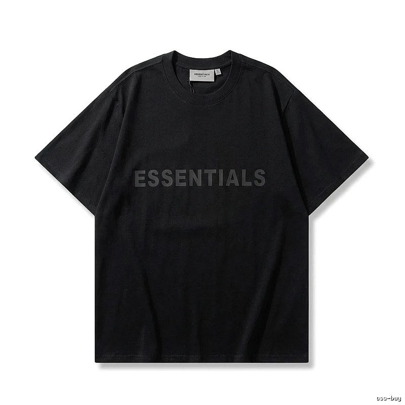 ESSENTIALS minimalist style black T-shirt