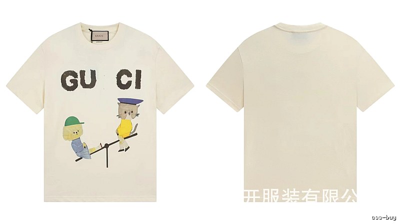 Gucci Playful Whimsical Animal Print Off-white T-shirt
