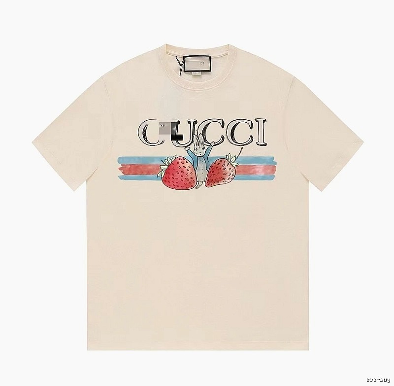 Gucci Strawberry Rabbit Print Vintage Off-white Short Sleeve T-Shirt