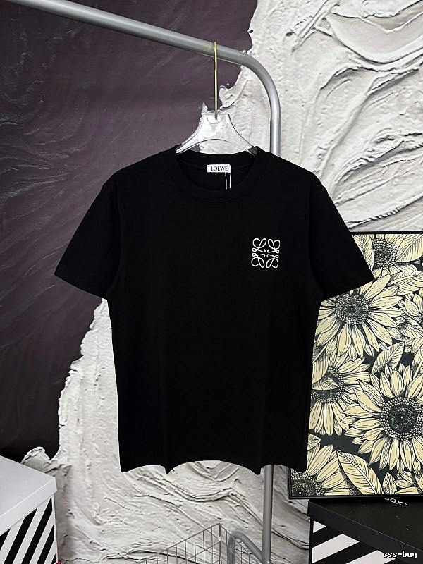Loewe Casual Logo T-shirt Black Small Loewe for Streetwear Looks