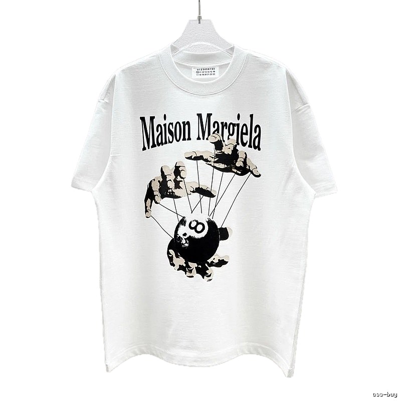 Maison Margiela Black 8 Print Street Style White T-Shirt