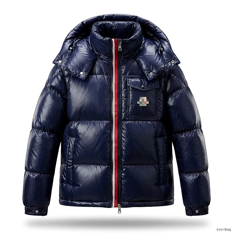 Moncler's classic style fashionable dark blue down jacket