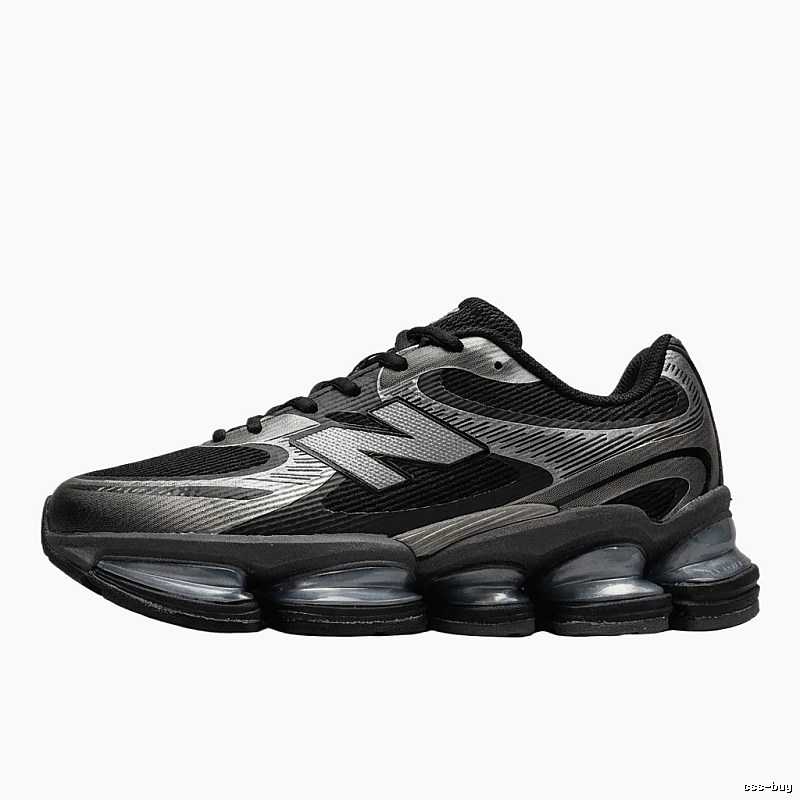 New Balance retro black and silver sports shoes