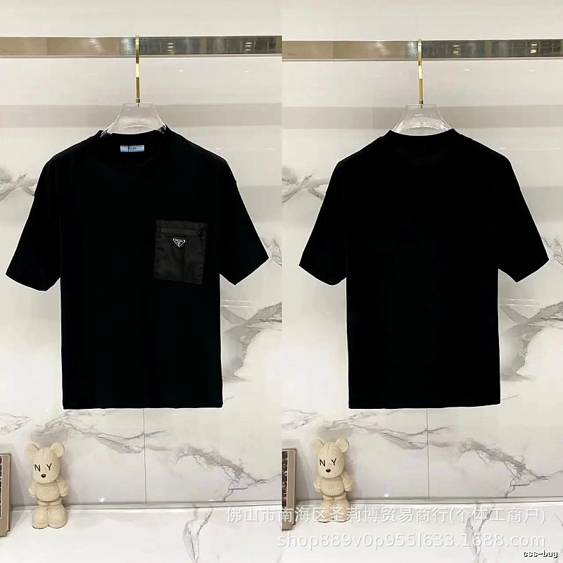 Prada Triangle Logo Minimalist Style Black Short-sleeve T-shirt