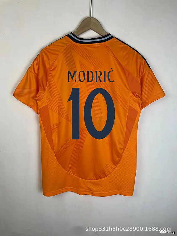 Real Madrid Streetwear Bellingham #5 soccer jersey White Real Madrid with Practical Shape