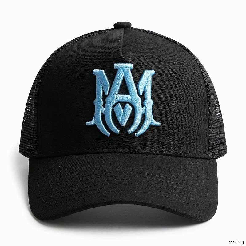 The classic black baseball cap of AMIRI.
