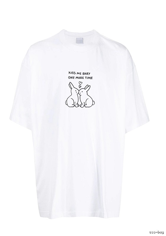 Urban Statement graphic T-shirt Black Colorful Lucky with Casual Appeal
